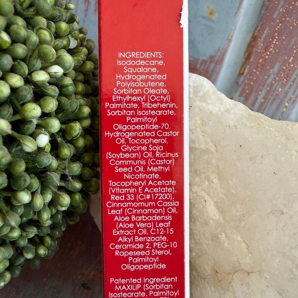 LifeCell Lip Plumping Treatment Glossy Balm with MaxiLip Peptide - 0.16 oz NEW - Picture 3 of 4